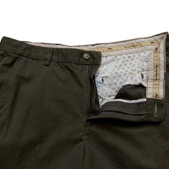 Tommy Bahama Pants Mens Size 35x32 Chino Flat Front Silk Blend Olive Green - Picture 3 of 6